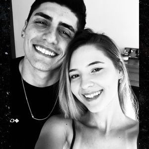 Meet your Posher, Fernanda